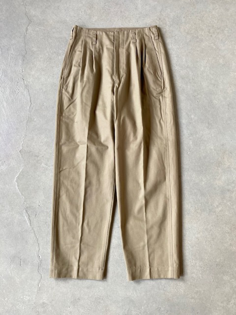 MORIKA ペグトップトラウザーズ