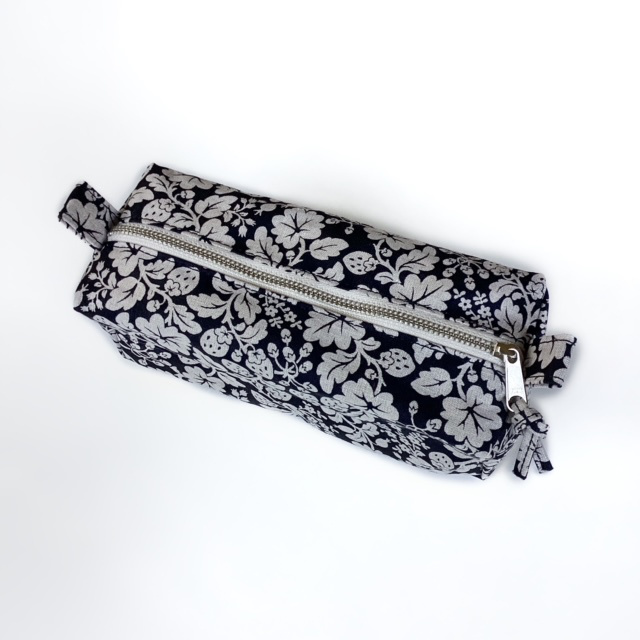 R&D.M.Co- (OLDMAN'S TAILOR)