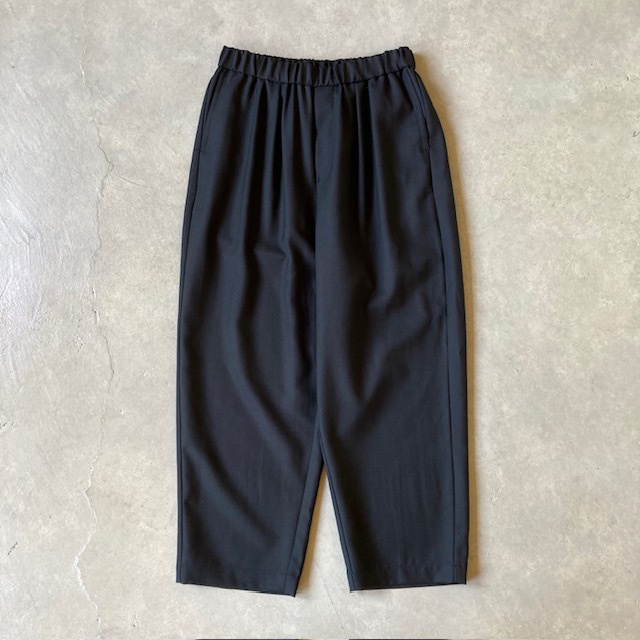 maison de soil WORSTED SERGE 2TUCK TAPERED EASY PANTS