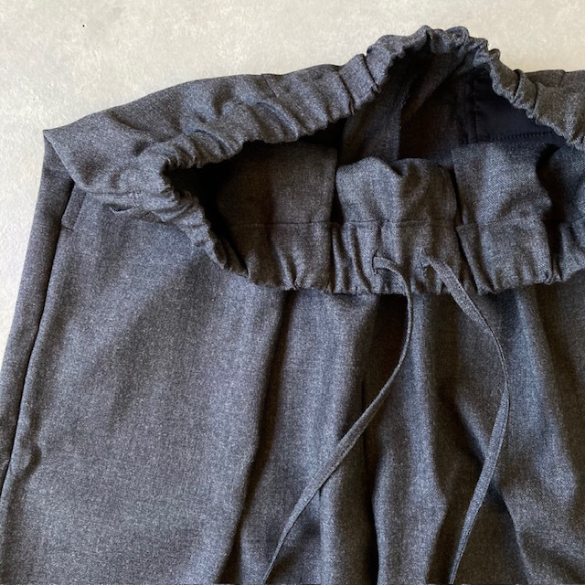 maison de soil WORSTED SERGE 2TUCK WIDE EASY PANTS