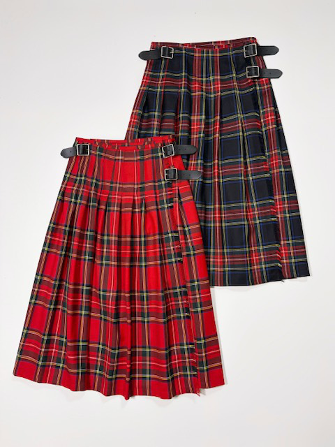 O’NEIL OF DUBLIN  WORSTED WOOL LOW WEST  PLEATS WRAP SKIRT with PIN