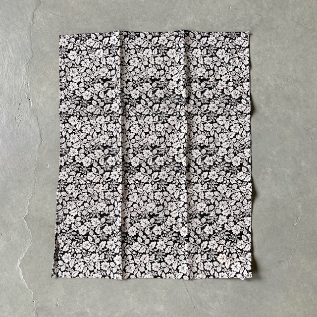 R&D.M.Co- (OLDMAN'S TAILOR) WILD BERRY KITCHEN CLOTH