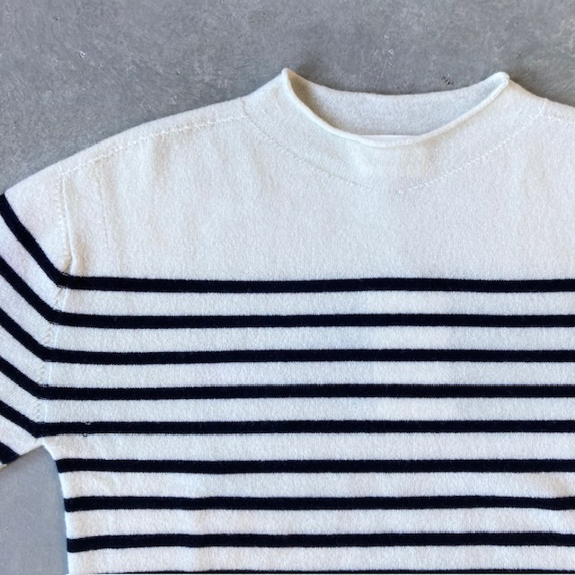 A PIECE OF LIBRARY 12Gファインウールボーダーグランニット