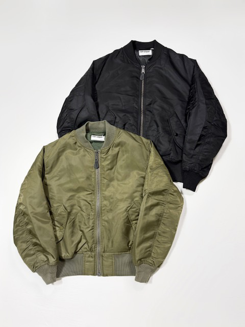 TOP KHAKI by Johnbull MA-1 NYLON JACKET