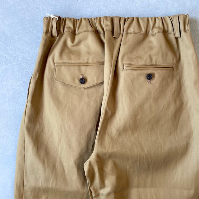 A PIECE OF LIBRARY クラシックウェポンマスターワイドパンツ