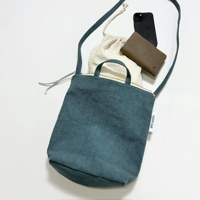 ARTEPOVERA リネンシーツサコッシュ (M)