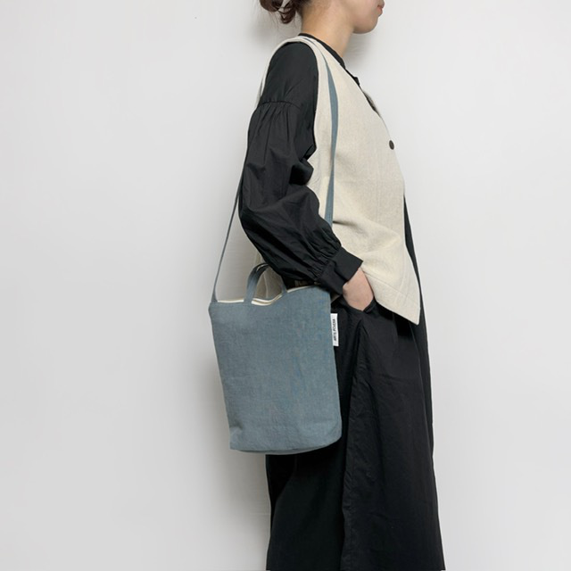 ARTEPOVERA リネンシーツサコッシュ (M)