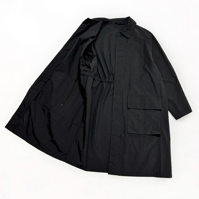 HTS (HARROW TOWN STORES) NYLON COTTON BALMACAAN COAT with GUSSETED POCKET