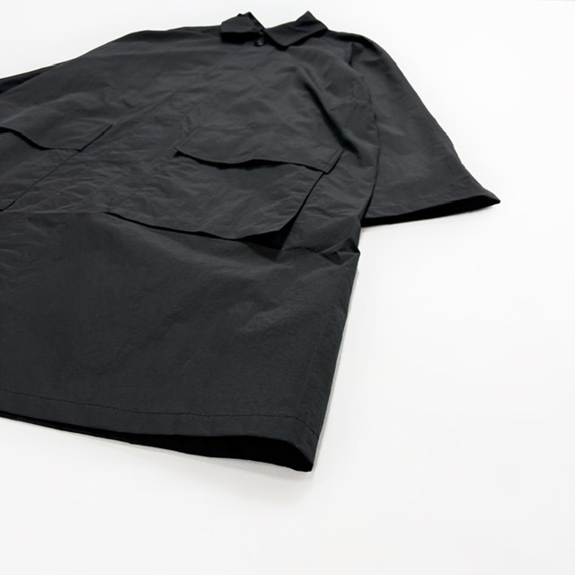 HTS (HARROW TOWN STORES) NYLON COTTON BALMACAAN COAT with GUSSETED POCKET