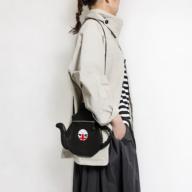 R&D.M.Co- (OLDMAN'S TAILOR) TEA POT SHOULDER BAG