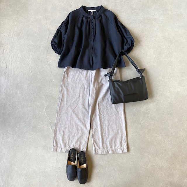 A PIECE OF LIBRARY スタンダードリネンモナミブラウス