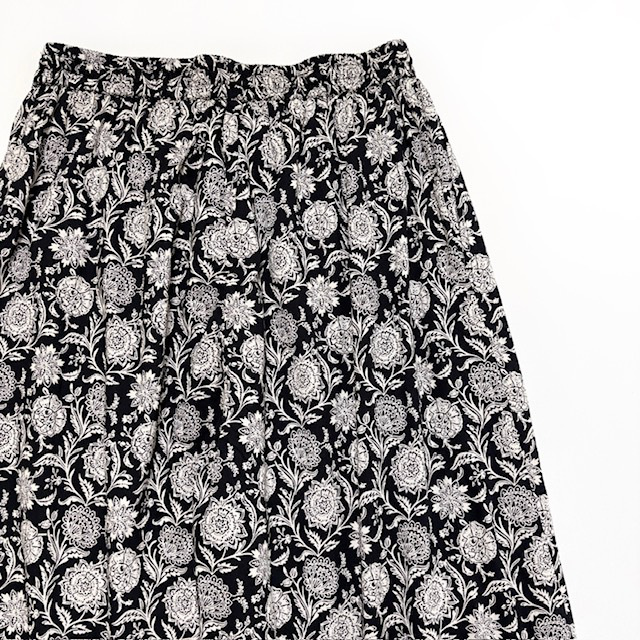 SOIL 80s VOILE TWO TONE FLOWER PRINT WIDE EASY PANTS&nbsp;