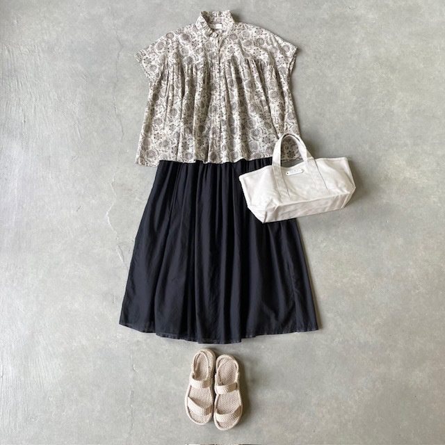 SOIL / 80s VOILE TWO TONE FLOWER PRINT FRILL COLLAR FRENCH/SL SHIRT