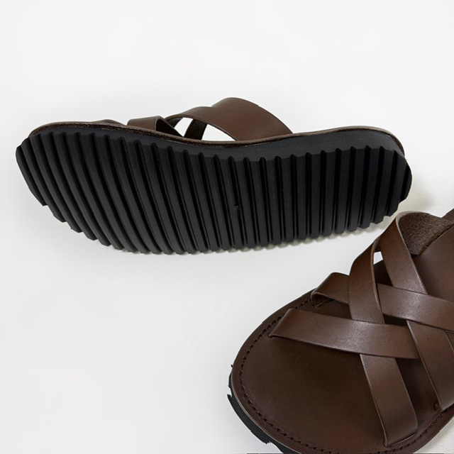 b9 collection クロスベルトサンダル