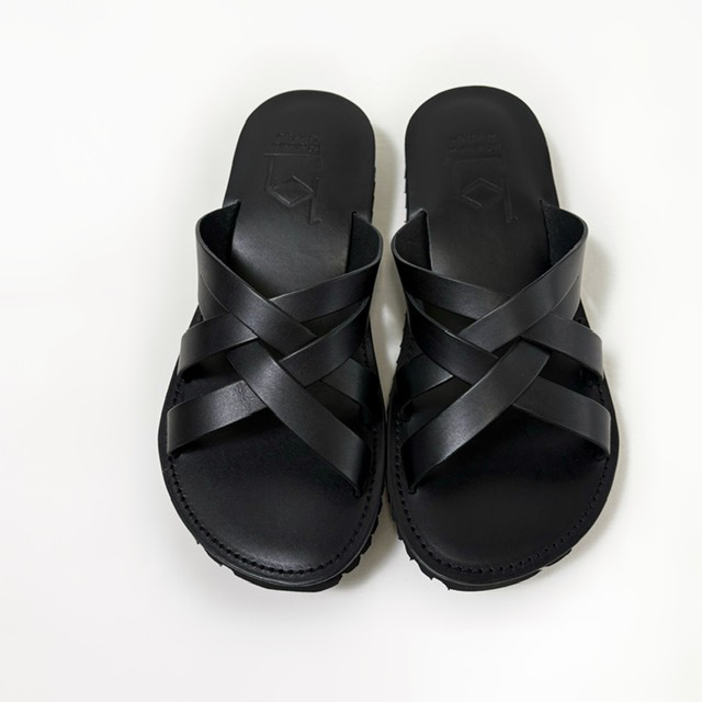 b9 collection クロスベルトサンダル