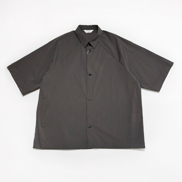 STILL BY HAND ラグランスリーブナイロンシャツ