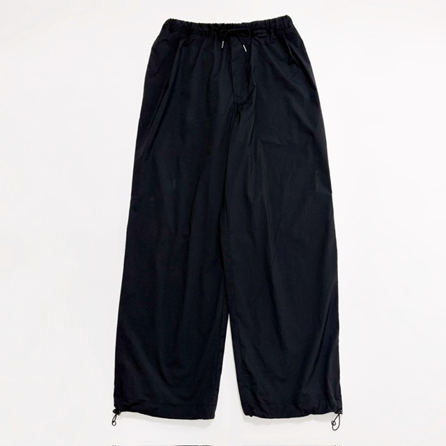 STILL BY HAND ナイロンイージーパンツ