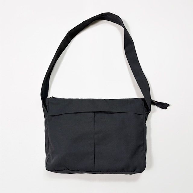STILL BY HAND ナイロンショルダーバッグ