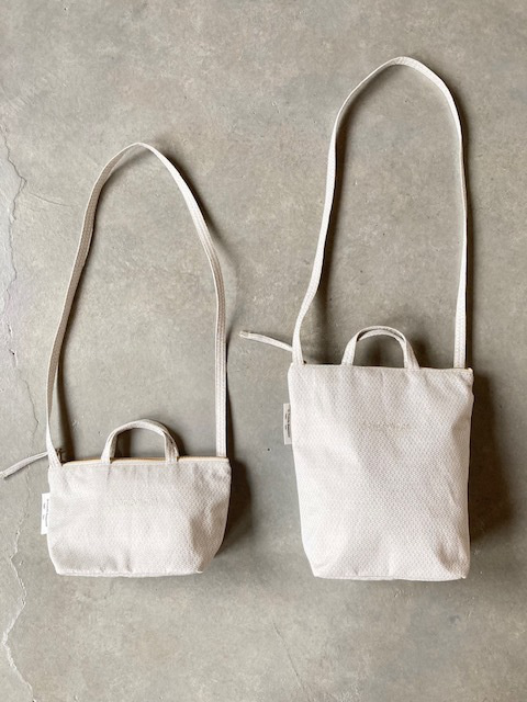 ARTEPOVERA  セレモニー リネンポリエステル混  サコッシュ (S) & (M)