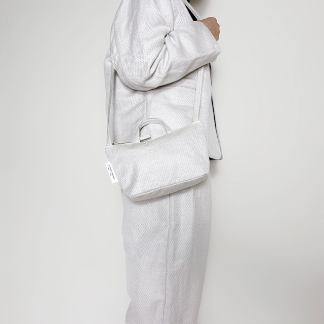 ARTE POVERA セレモニー リネンポリエステル混 サコッシュS