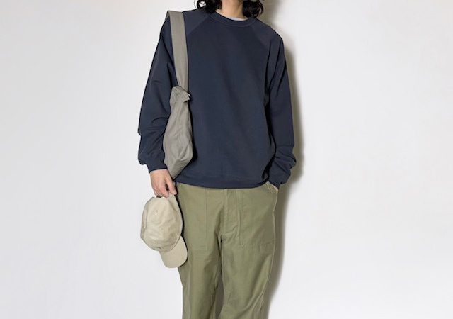 STILL BY HAND フレンチテリー ラグランスリーブクルーネック